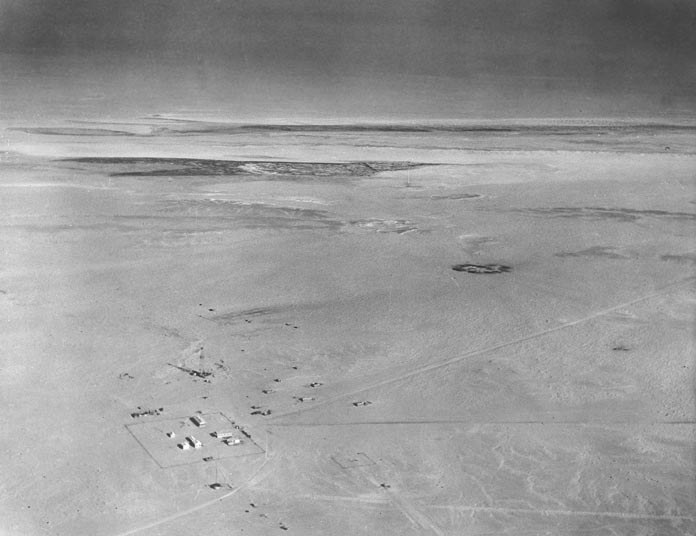 Kissinger asked the Pentagon to plan an invasion of Saudi oil fields. The Saudis pre-positioned explosives at the wellheads. (Photo: John C. Tarvin / Public domain)